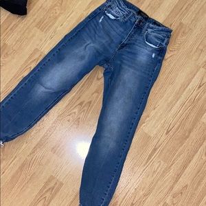 Judy Blue size 5 slim fit mom jean